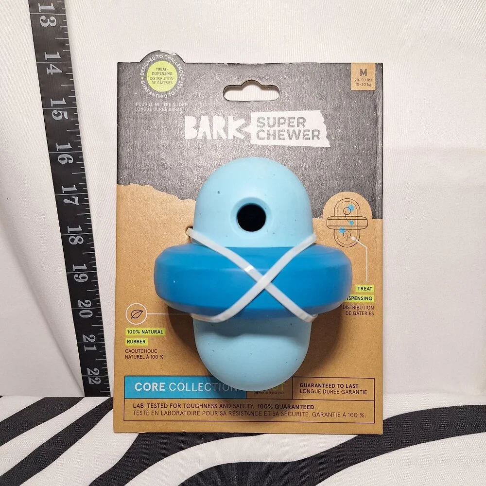 NWT Bark Super Chewer Core Collection Pivot M